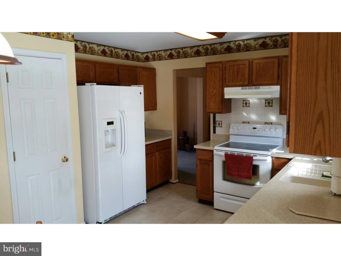 20 Birchgrove Road Newark, DE 19702 - Photo 9 of 25 Kitchen