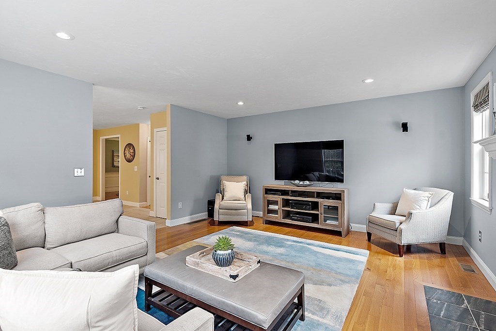 76 Patten Road Westford, MA 01886 - Photo 8 of 42 Gallery Image 8