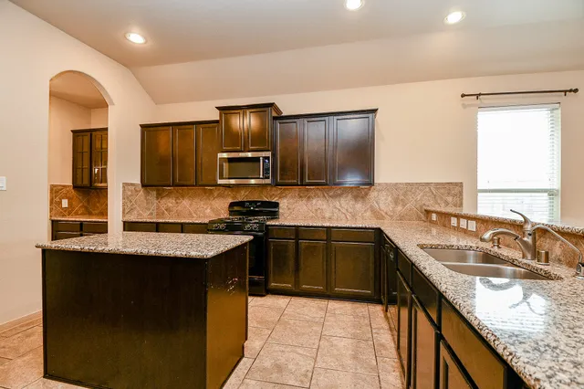 $2,800 | 11022 Ellison Ridge Drive, Richmond, TX 77406