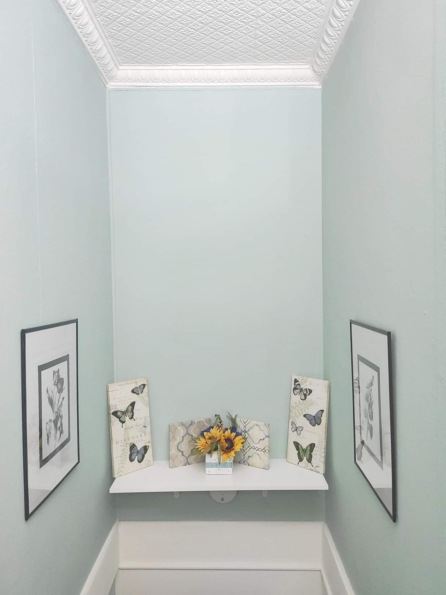 19 Lagrange Road Howland, ME 04448 - Photo 15 of 31 decor above stair well