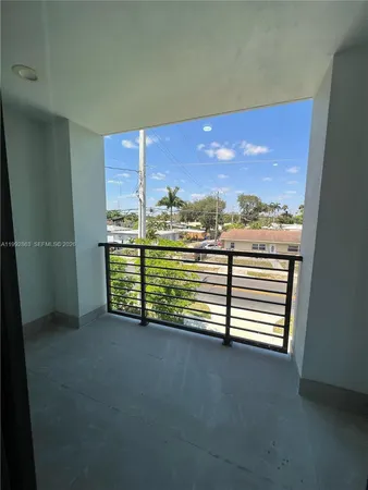 $4,690 | 2342 McKinley Street, Unit 3, Hollywood, FL 33020