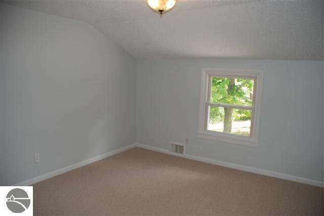 9516 Covey Road Beulah, MI 49617 - Photo 10 of 21 1729846-9.JPG