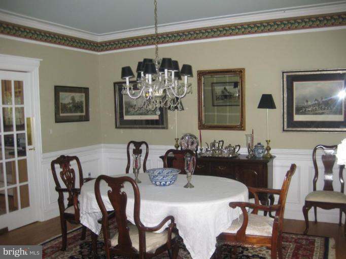 34311 Brownell Road Round Hill, VA 20141 - Photo 6 of 16 Dining Room