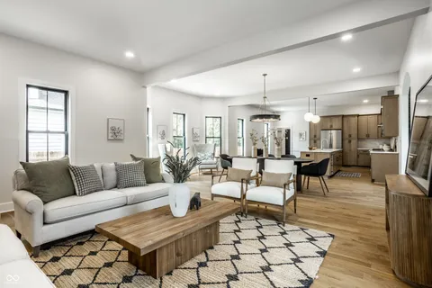 $524,900 | 3868 North Park Avenue, Indianapolis, IN 46205