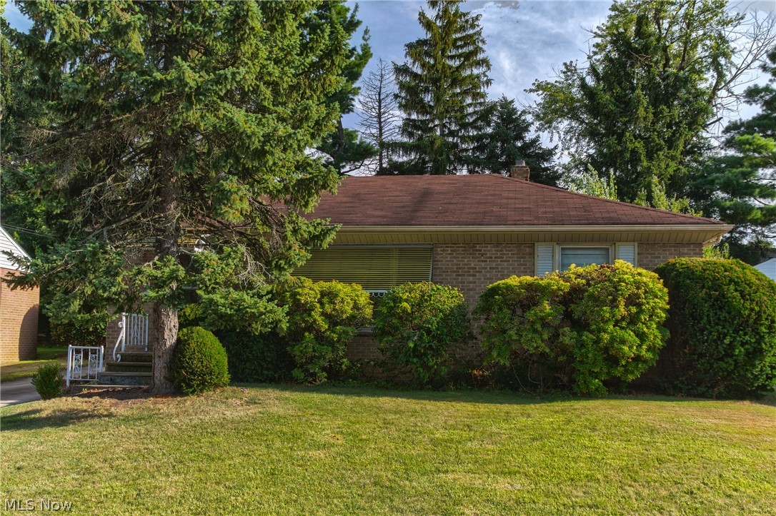9412 David Road Garfield Heights, OH 44125 - Photo 17 of 25