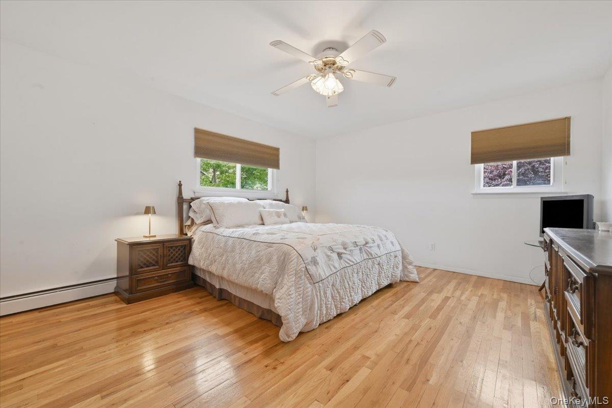 2461 Riviera Lane Bellmore, NY 11710 - Photo 26 of 44