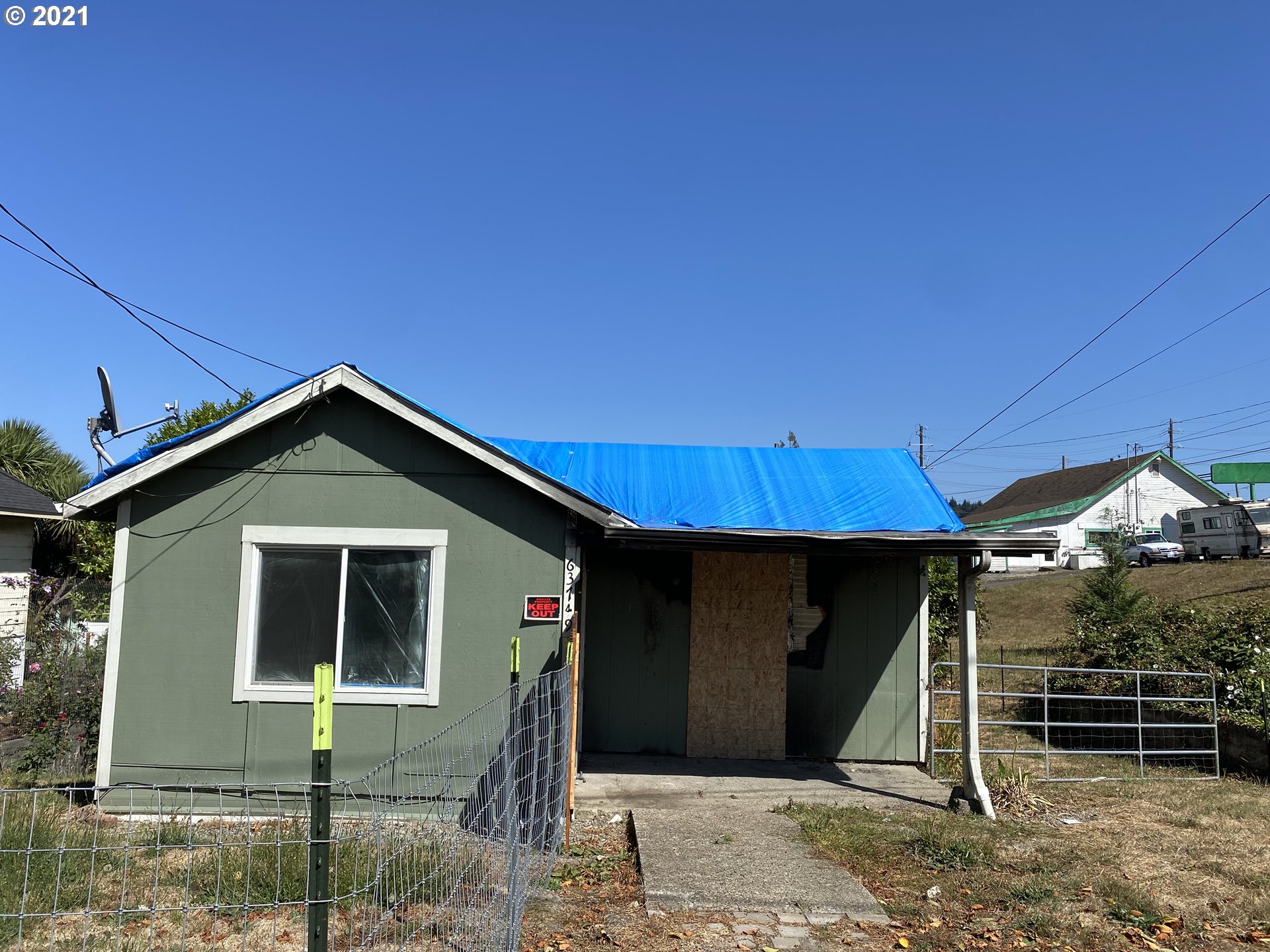 63749 Center Road Coos Bay, OR 97420 - Photo 3 of 19