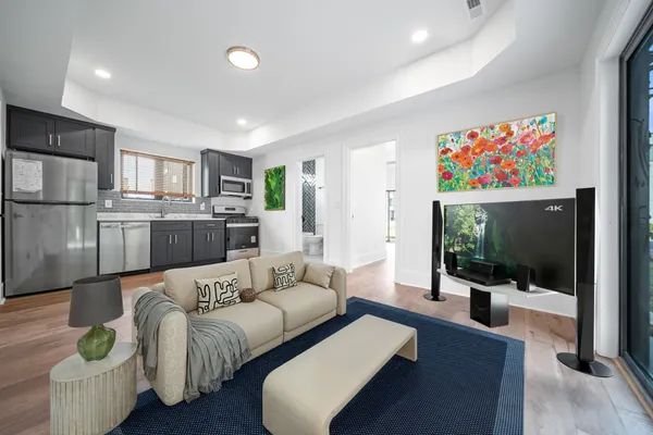 $1,499,000 | 6011 Hill Cir Drive, Nashville, TN 37209
