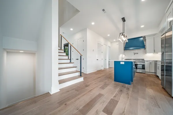 $1,499,000 | 6011 Hill Cir Drive, Nashville, TN 37209
