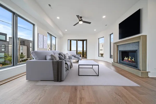 $1,499,000 | 6011 Hill Cir Drive, Nashville, TN 37209