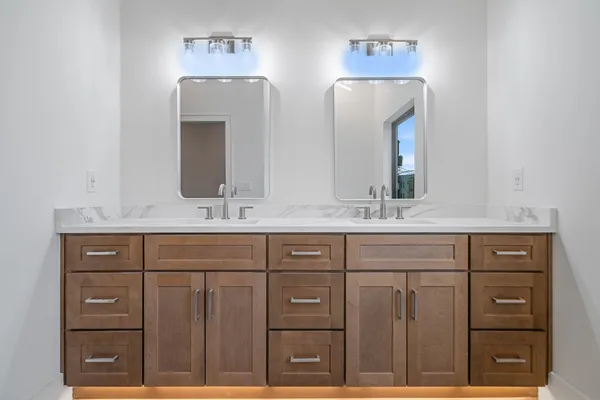 $1,499,000 | 6011 Hill Cir Drive, Nashville, TN 37209