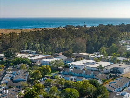 $1,050,000 | 449 Cannon Green Drive, Unit G, Goleta, CA 93117