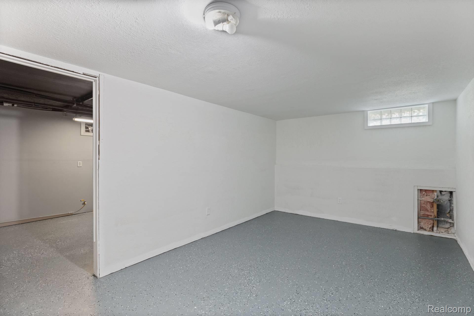 60859 Eyster Road Rochester, MI 48306 - Photo 23 of 32 20 - Image -.jpg