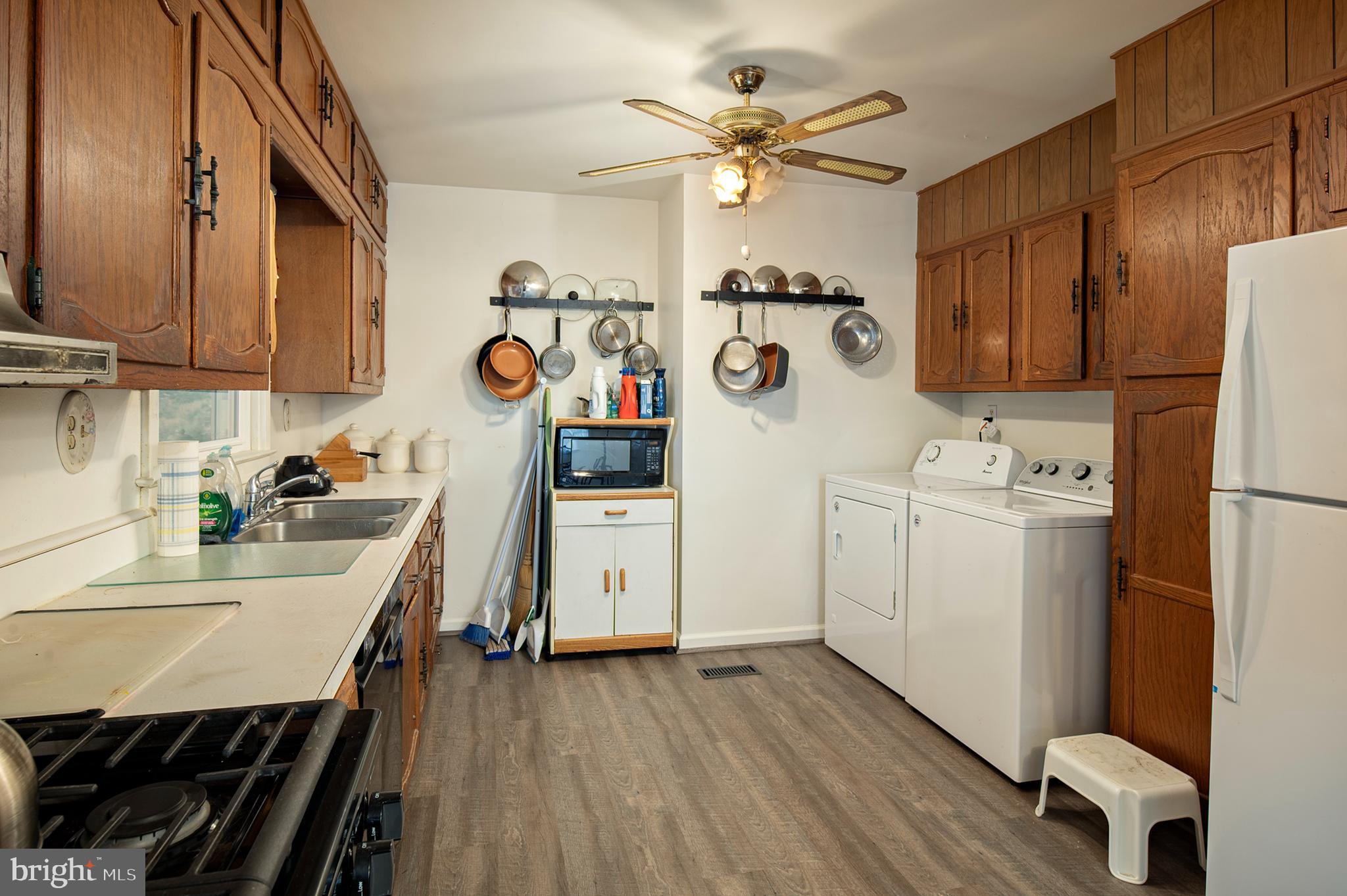 7508 Harmans Road Harmans, MD 21077 - Photo 10 of 23