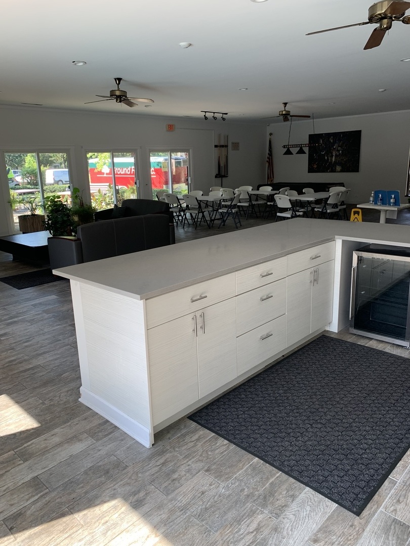 7231 Wolf Road, Unit 307 Indian Head Park, IL 60525 - Photo 27 of 32