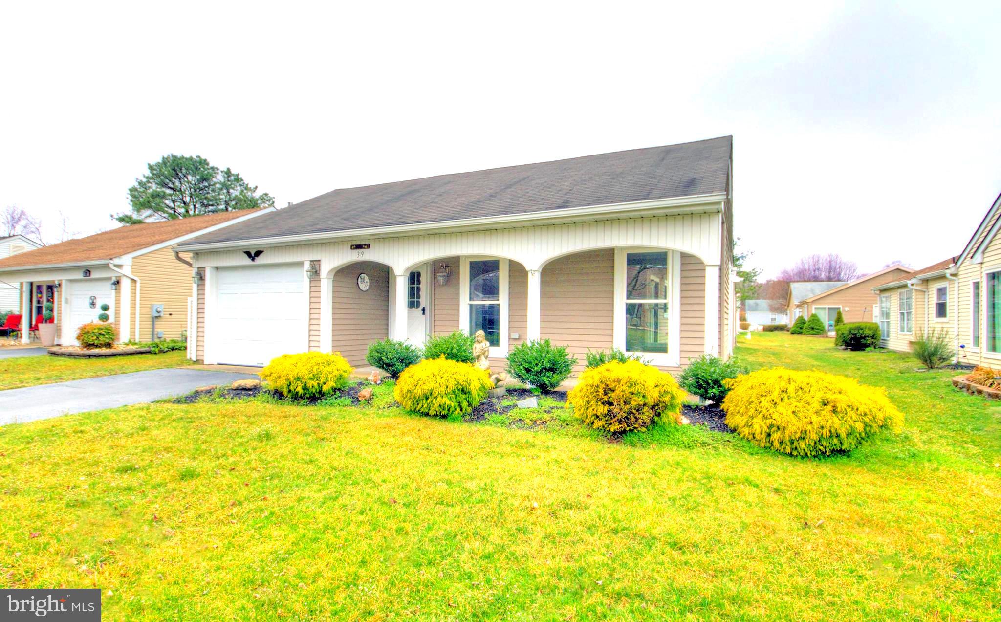 39 Stratford Road Southampton, NJ 08088 - Photo 2 of 49 Gallery Image 2