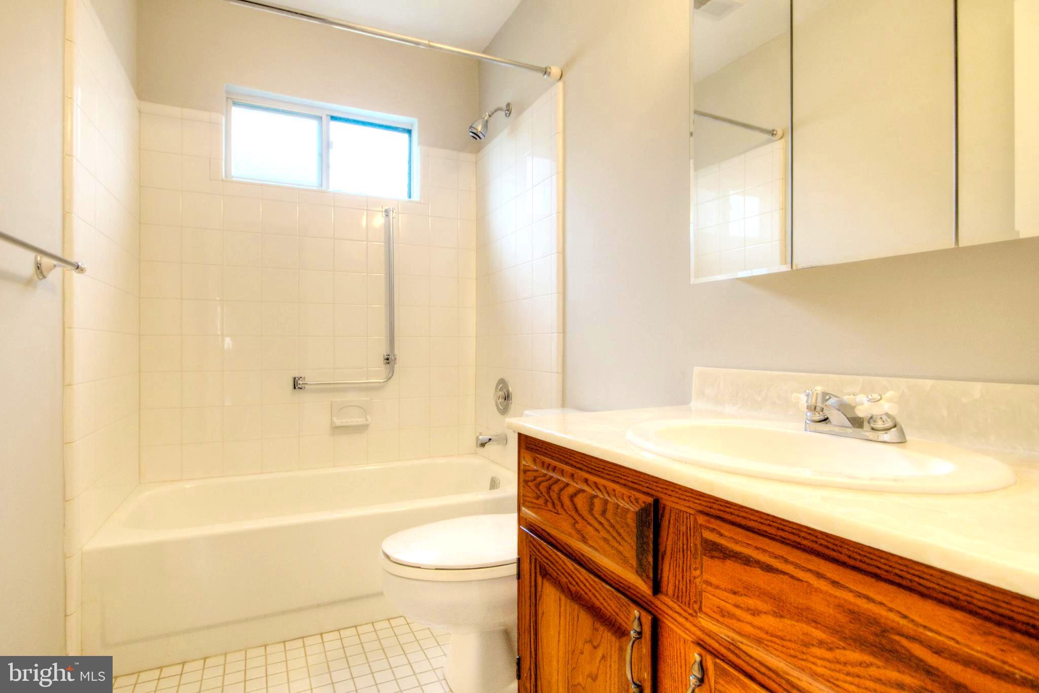 39 Stratford Road Southampton, NJ 08088 - Photo 21 of 49 Gallery Image 21