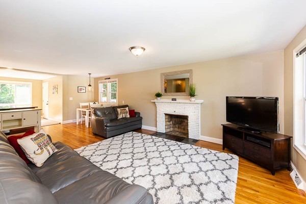 23 Burt Road Wilmington, MA 01887 - Photo 3 of 14 Gallery Image 3