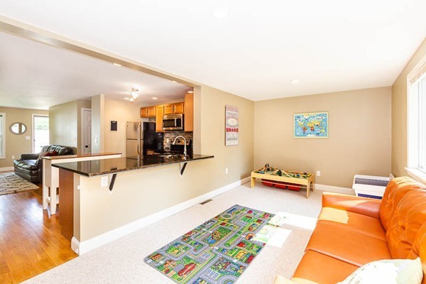 23 Burt Road Wilmington, MA 01887 - Photo 7 of 14 Gallery Image 7