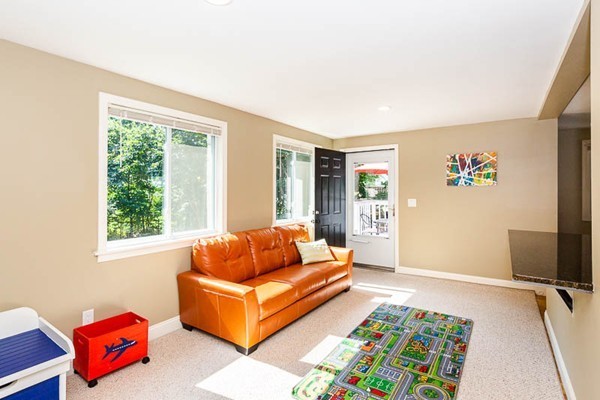 23 Burt Road Wilmington, MA 01887 - Photo 8 of 14 Gallery Image 8
