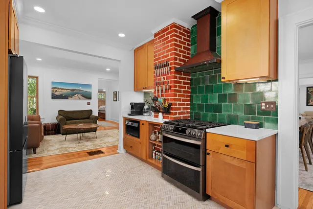 $995,000 | 117 South Bragg Avenue, Lookout Mountain, TN 37350