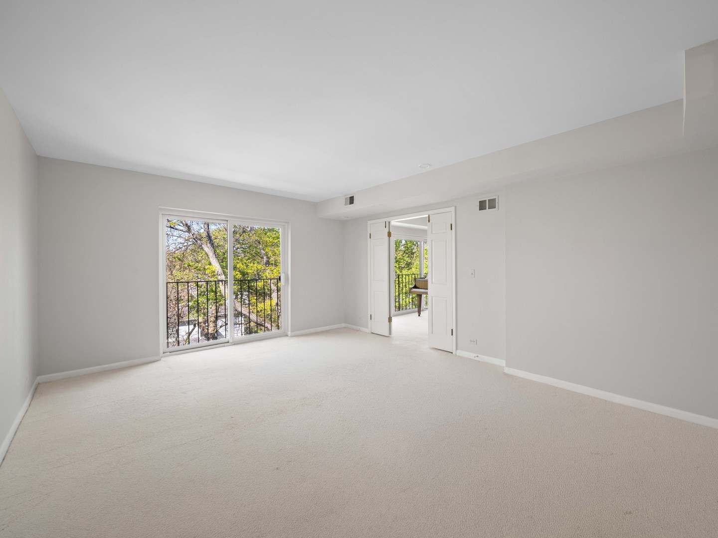 680 Green Bay Road, Unit 306 Winnetka, IL 60093 - Photo 15 of 26