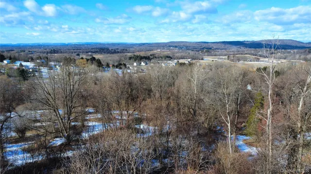 $385,000 | 39 Brothers Road, Poughquag, NY 12570