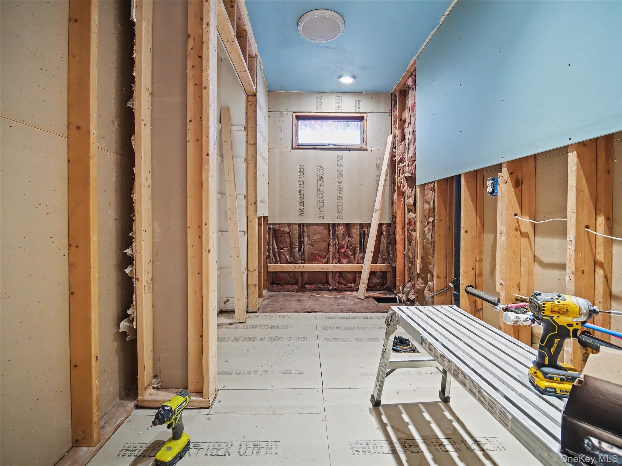 39 Brothers Road Poughquag, NY 12570 - Photo 16 of 21 a living room with a couch and a table