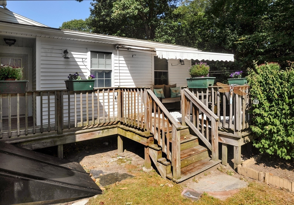 57 Nash Road Weymouth, MA 02190 - Photo 28 of 31