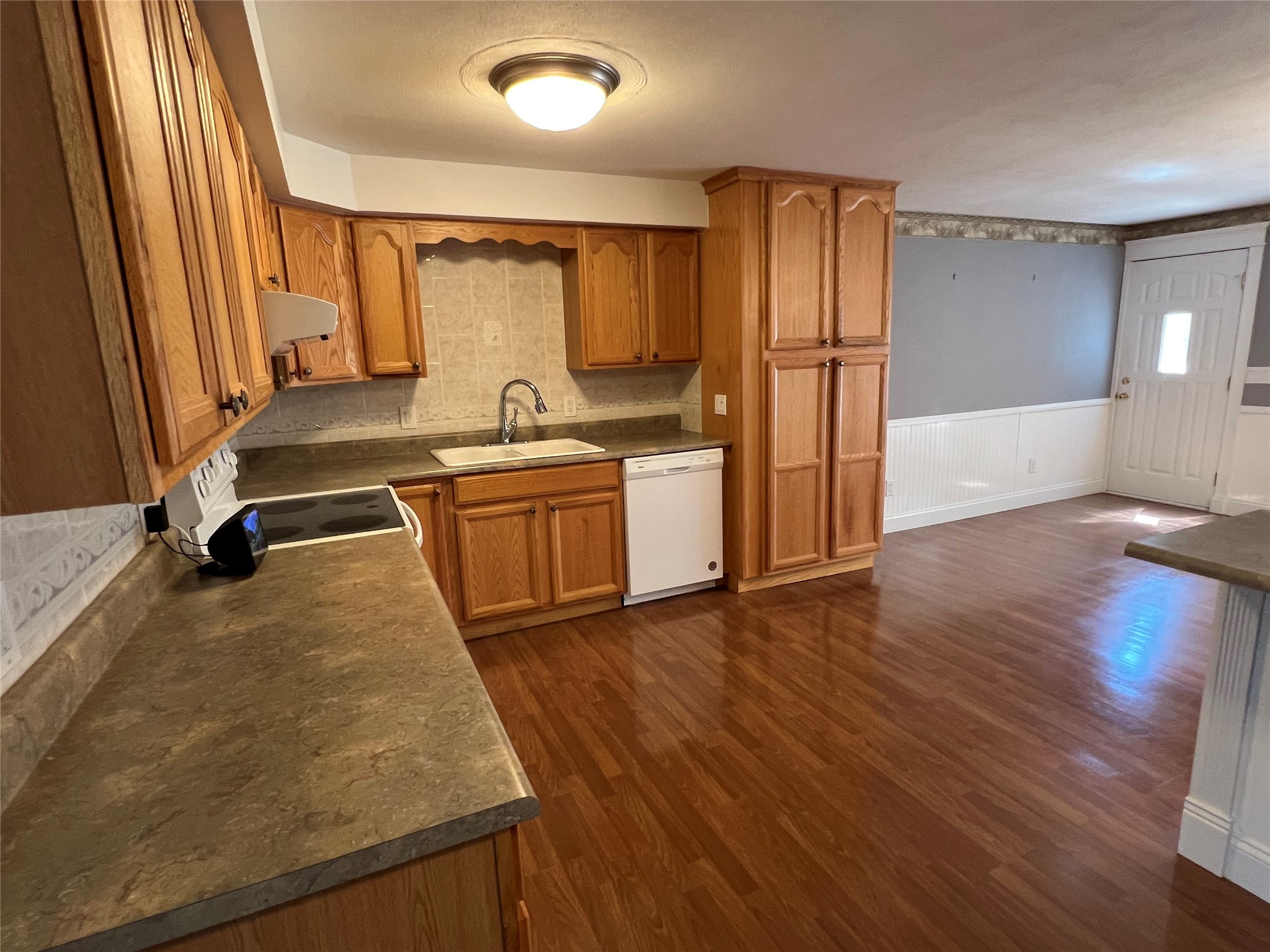 1115 Frost Road Endicott, NY 13760 - Photo 15 of 50