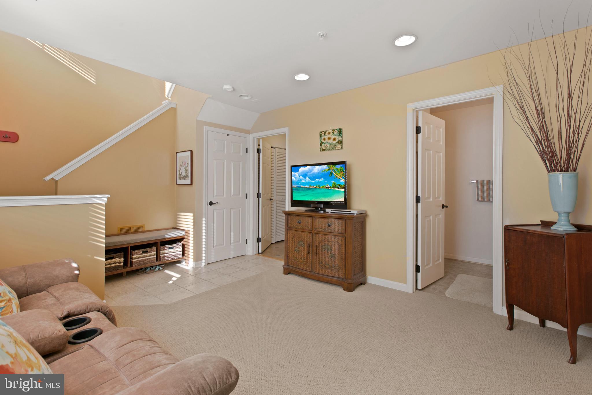 2052 Clipper Park Road Baltimore, MD 21211 - Photo 3 of 39