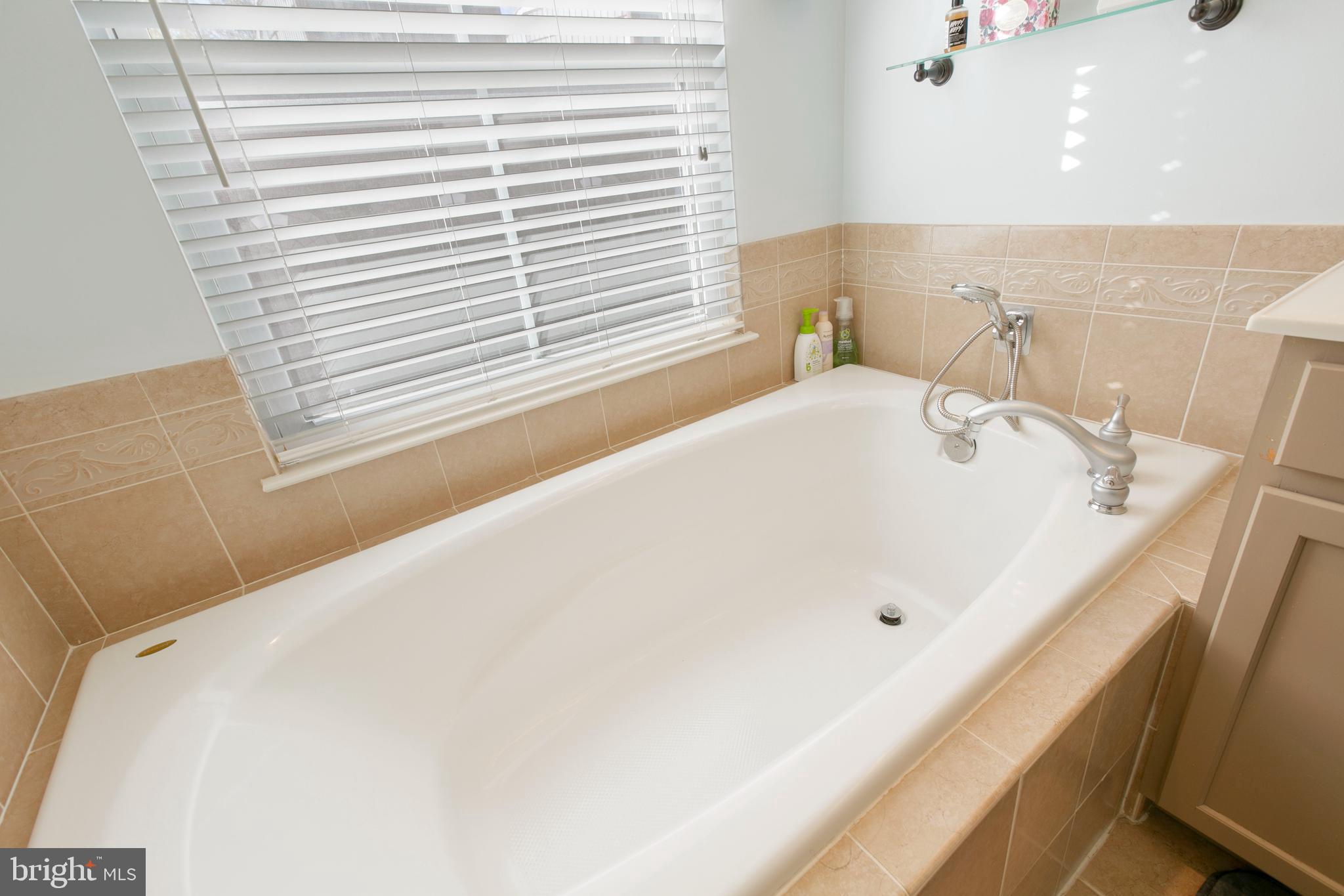 2052 Clipper Park Road Baltimore, MD 21211 - Photo 26 of 39