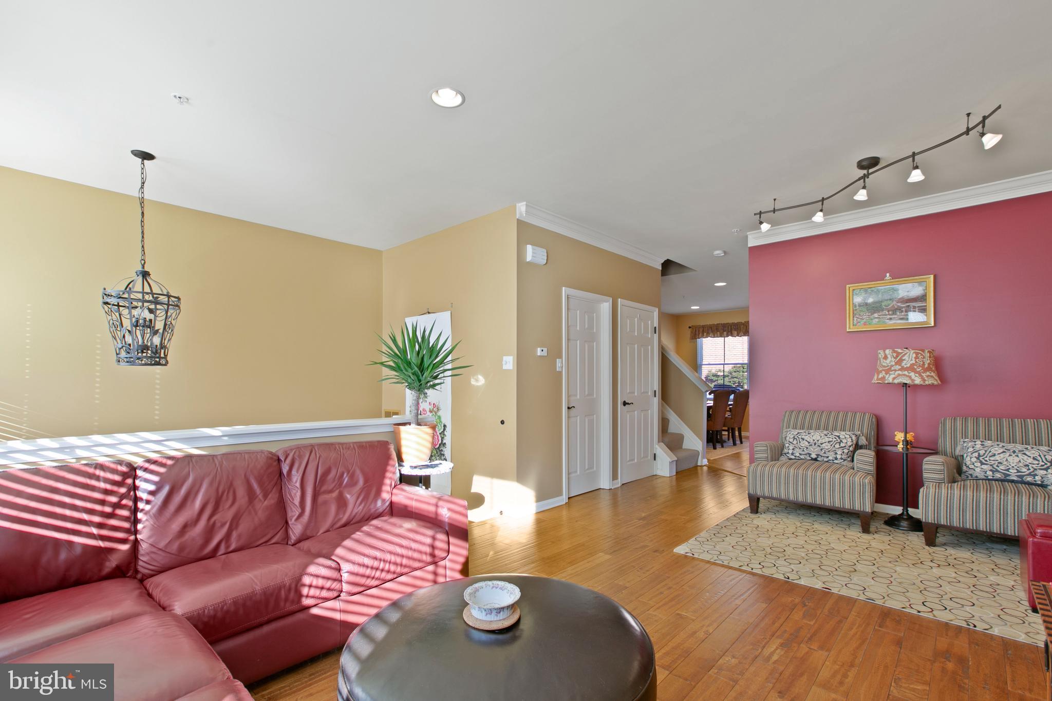 2052 Clipper Park Road Baltimore, MD 21211 - Photo 9 of 39