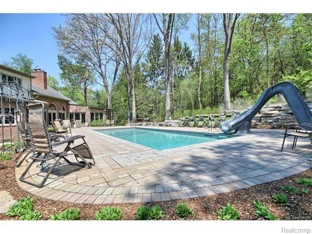 32640 Whatley Road Franklin, MI 48025 - Photo 48 of 48 whatley7.jpg