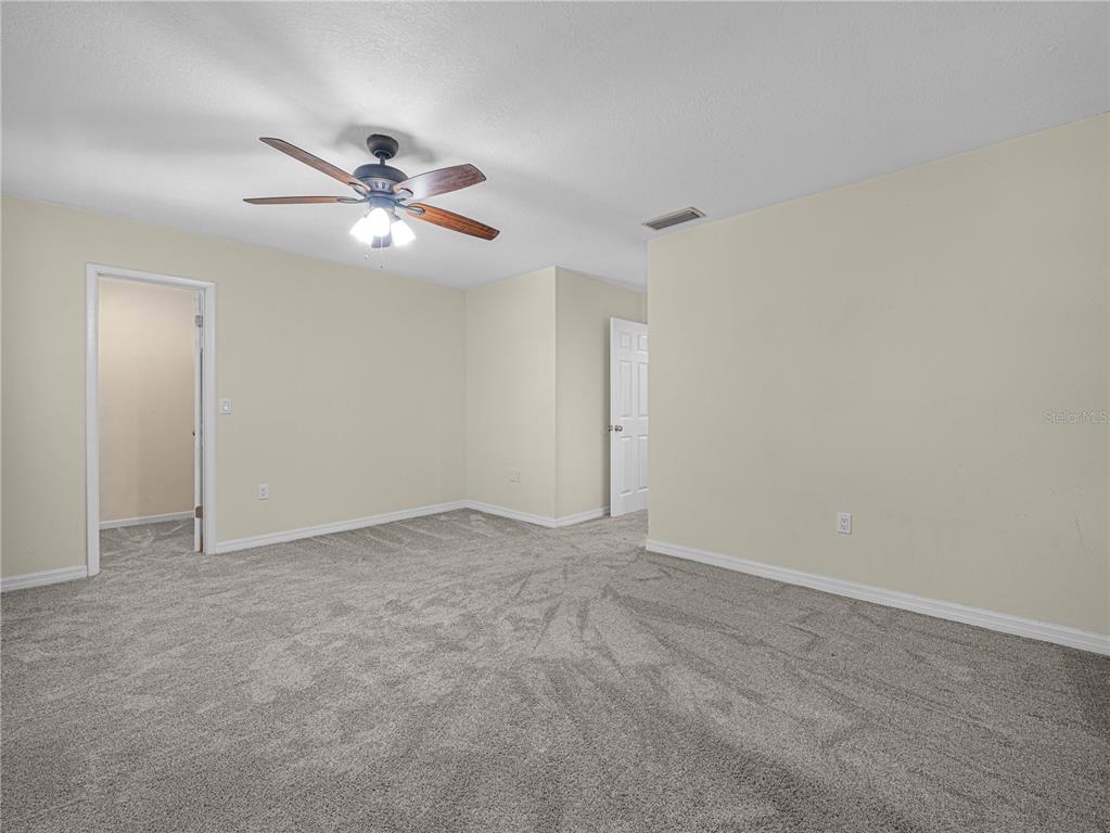 3573 Raintree Circle Lakeland, FL 33803 - Photo 12 of 28 Gallery Image 12