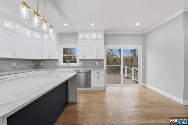 $5,500 | 20 Barnsdale Road, Wayne, NJ 07470