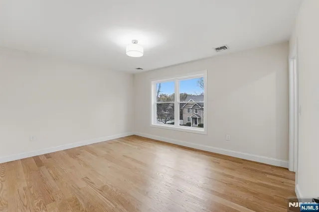 $5,500 | 20 Barnsdale Road, Wayne, NJ 07470