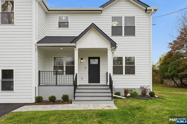 $5,500 | 20 Barnsdale Road, Wayne, NJ 07470