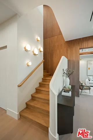 $12,750,000 | 565 Toyopa Drive, Pacific Palisades, CA 90272