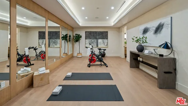 $12,750,000 | 565 Toyopa Drive, Pacific Palisades, CA 90272