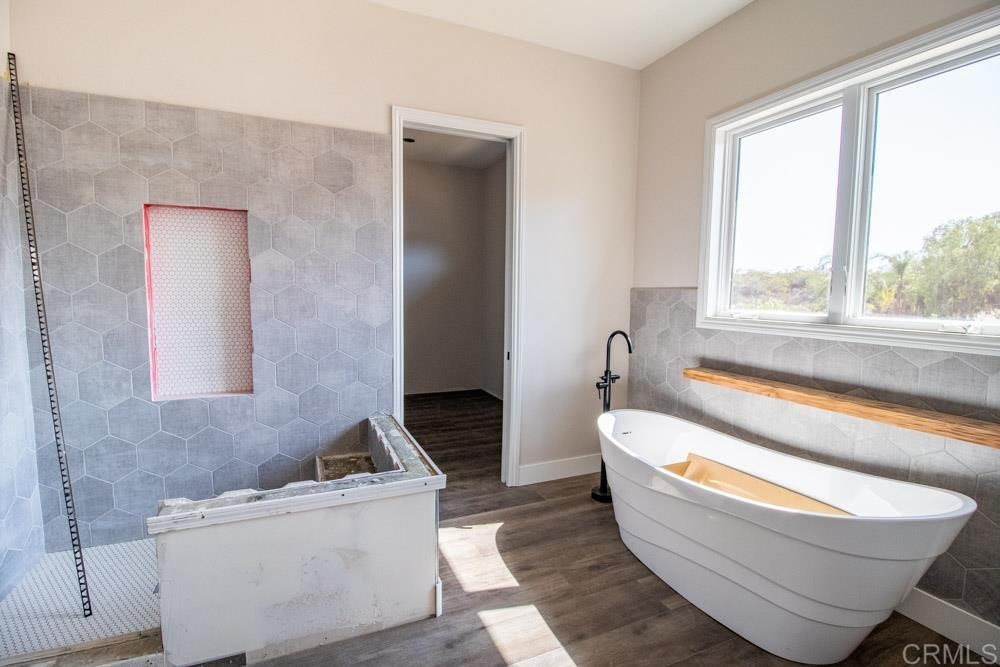 3750 Robinhood Road Vista, CA 92084 - Photo 20 of 61 Gallery Image 20