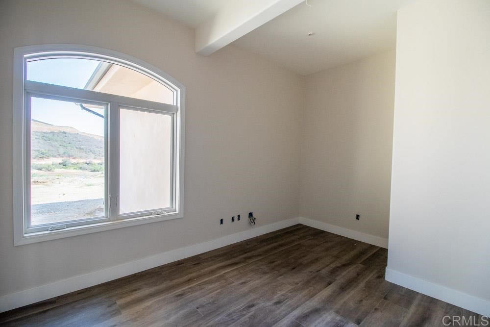 3750 Robinhood Road Vista, CA 92084 - Photo 29 of 61 Gallery Image 29