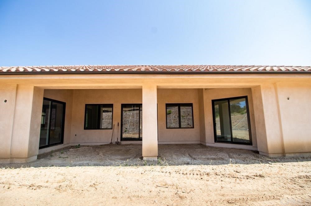 3750 Robinhood Road Vista, CA 92084 - Photo 55 of 61 Gallery Image 55
