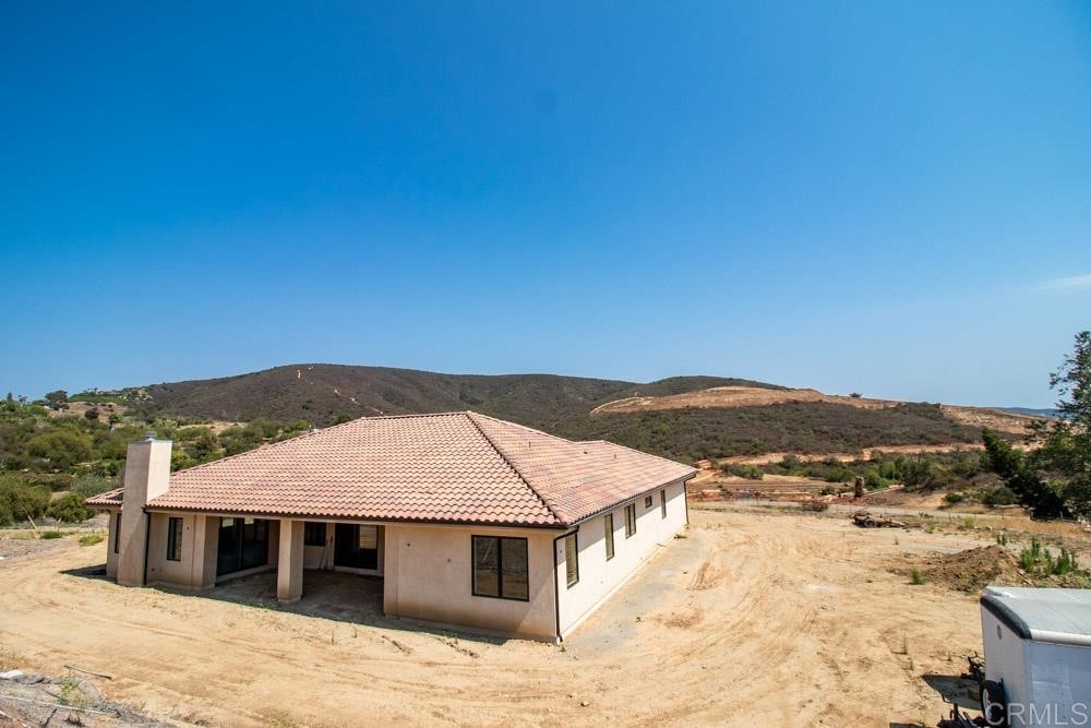 3750 Robinhood Road Vista, CA 92084 - Photo 57 of 61 Gallery Image 57