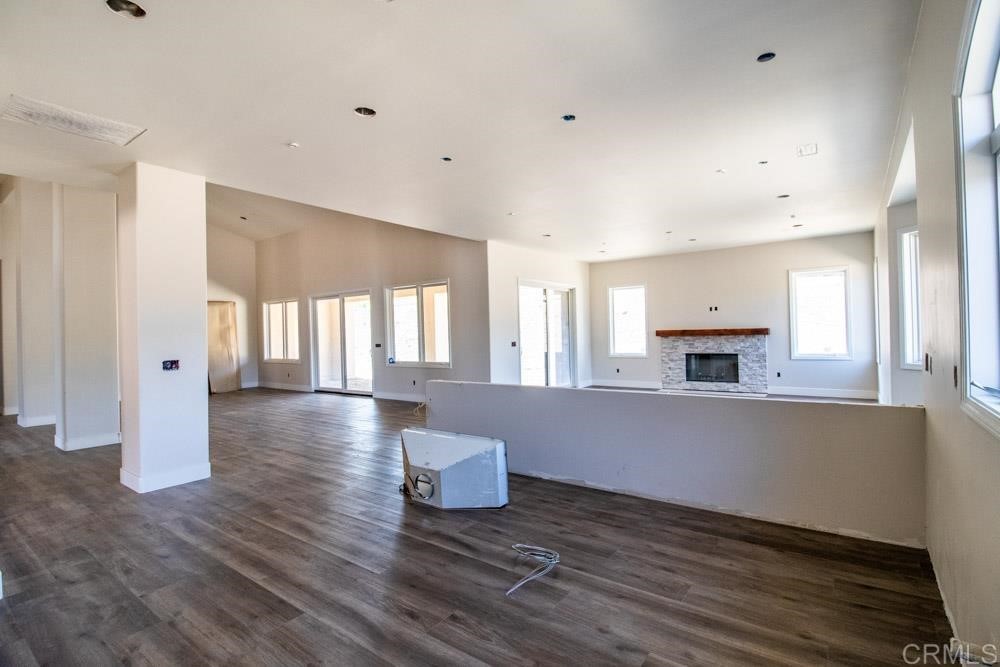 3750 Robinhood Road Vista, CA 92084 - Photo 8 of 61 Gallery Image 8
