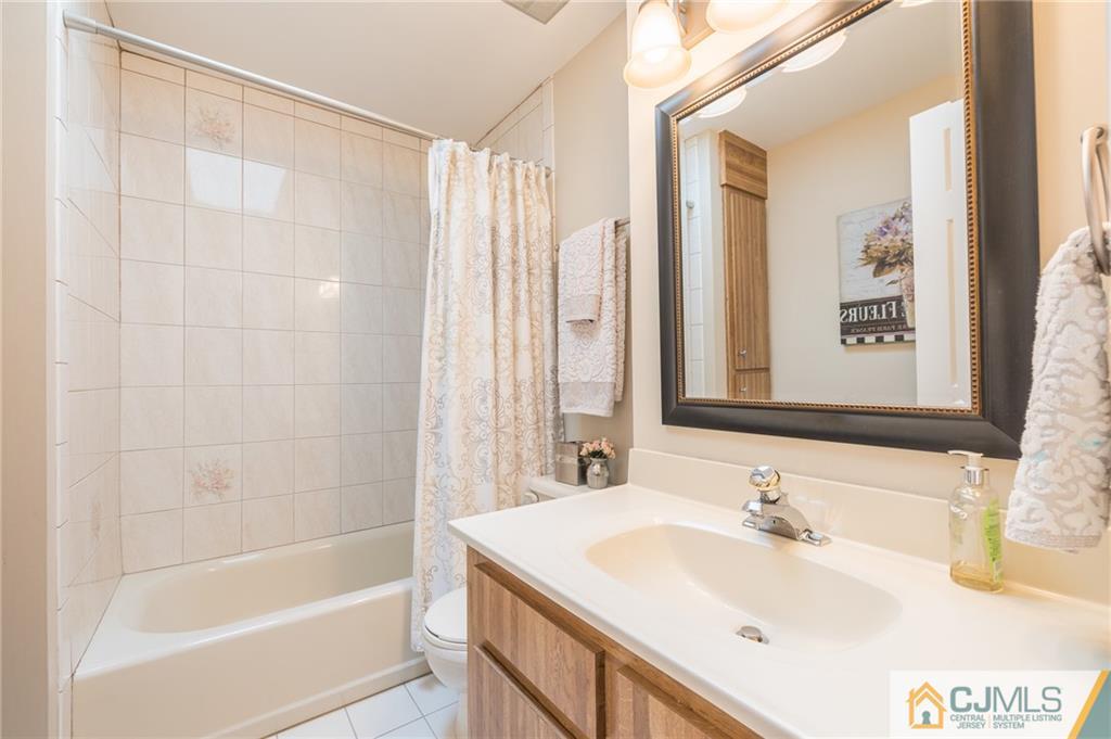 30 Mill Brook Road Piscataway, NJ 08854 - Photo 21 of 42 Gallery Image 21