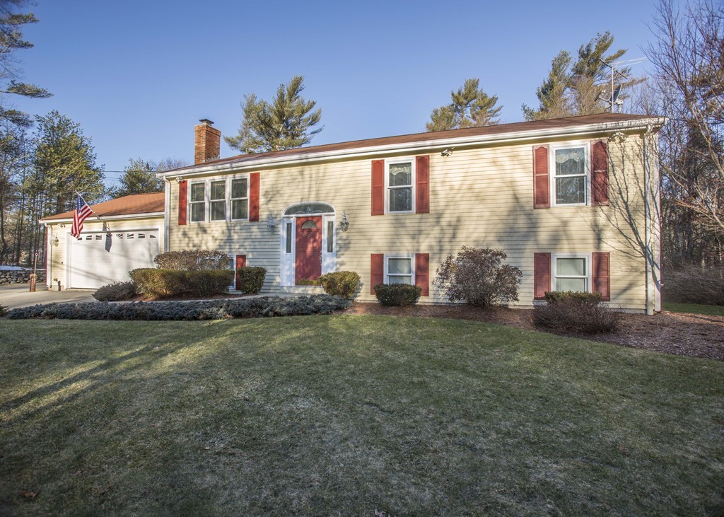9 Howland Road Lakeville, MA 02347 - Photo 1 of 30 Gallery Image 1