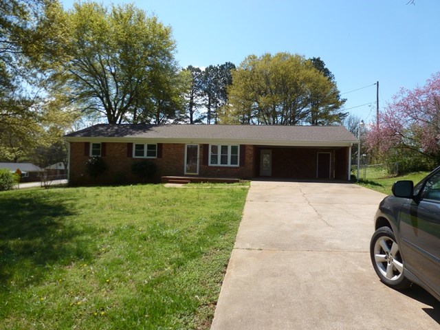 1101 Knollwood Acres Road Boiling Springs, SC 29316 - Photo 4 of 25 Gallery Image 4