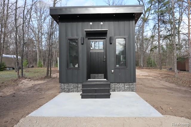 1545 South La Chance Road Lake City, MI 49651 - Photo 23 of 51 View of outdoor structure featuring entry steps