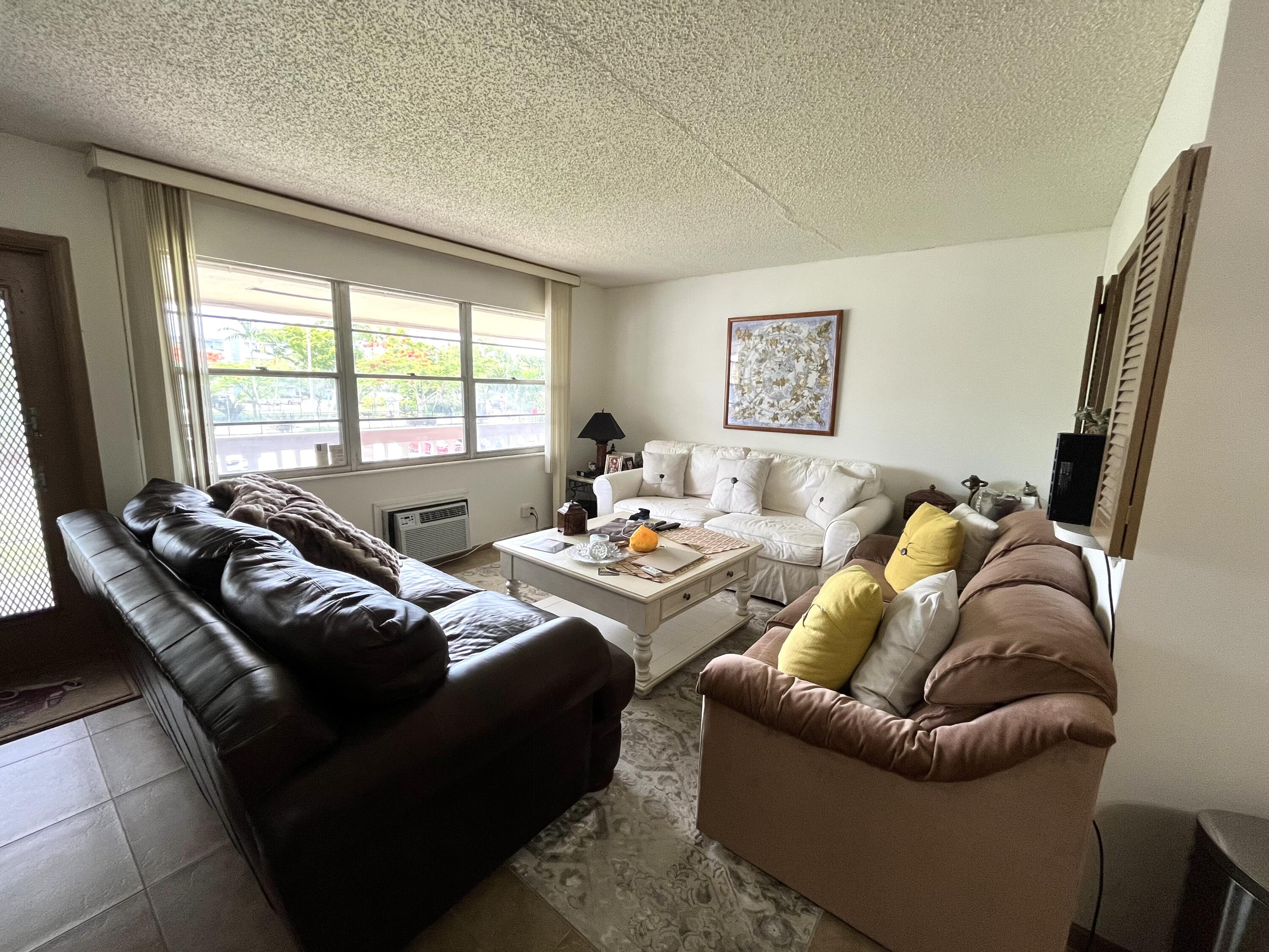 334 Farnham P Deerfield Bch  